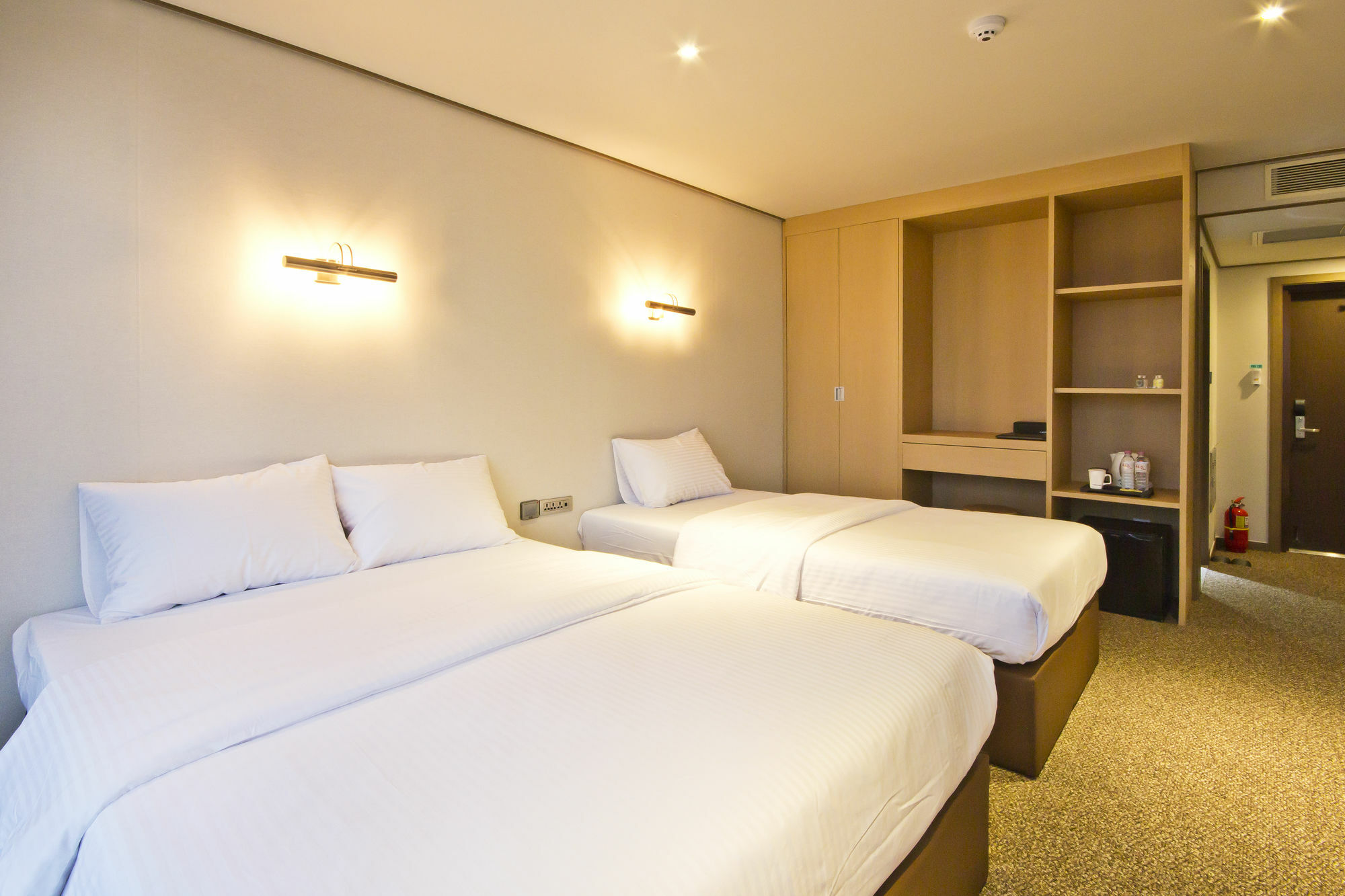 ซันไรส์ โฮเทล ซองซาน Hotel ซอกวีโพ ภายนอก รูปภาพ