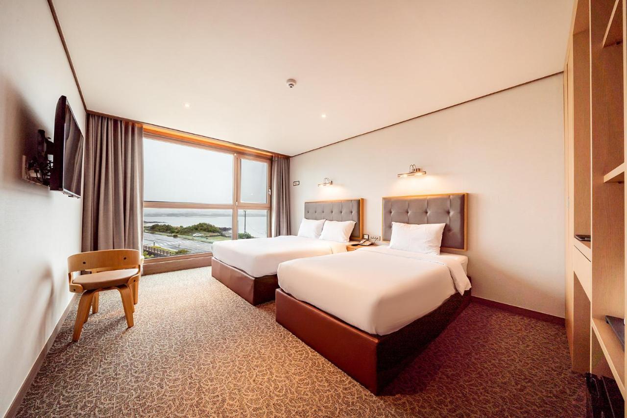 ซันไรส์ โฮเทล ซองซาน Hotel ซอกวีโพ ภายนอก รูปภาพ